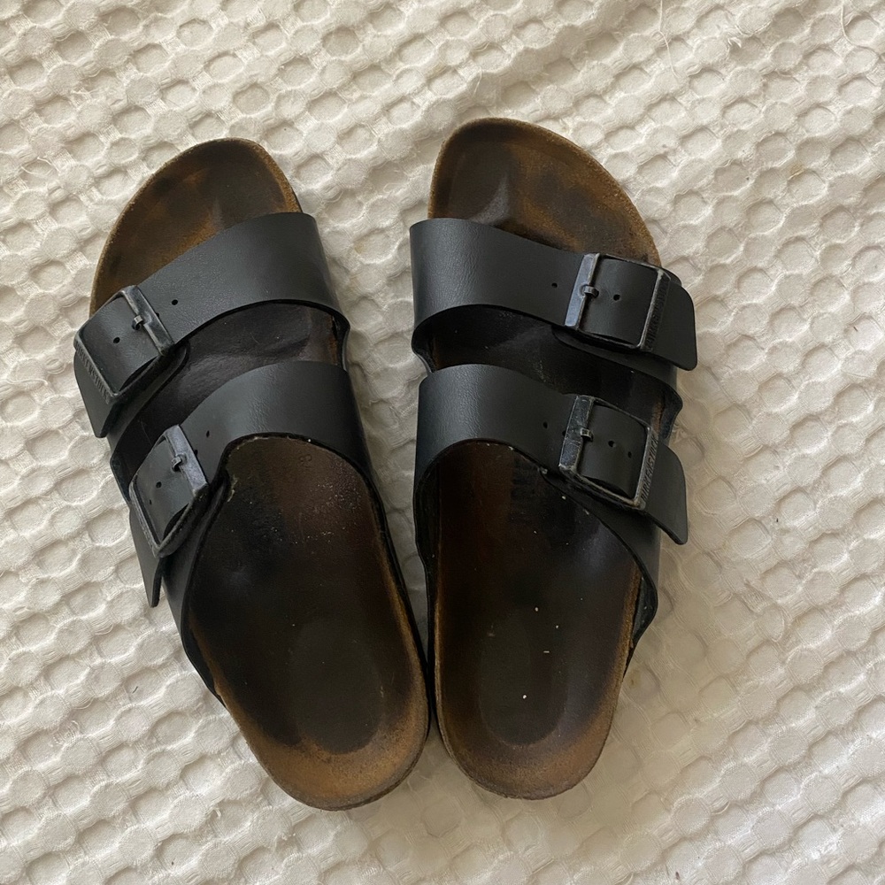 Black Arizona Birkenstocks